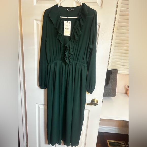 Zara Dark Green Long Sleeve Dress - Picture 2 of 6